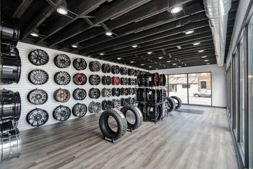 Dudic Tires & Custom Wheels